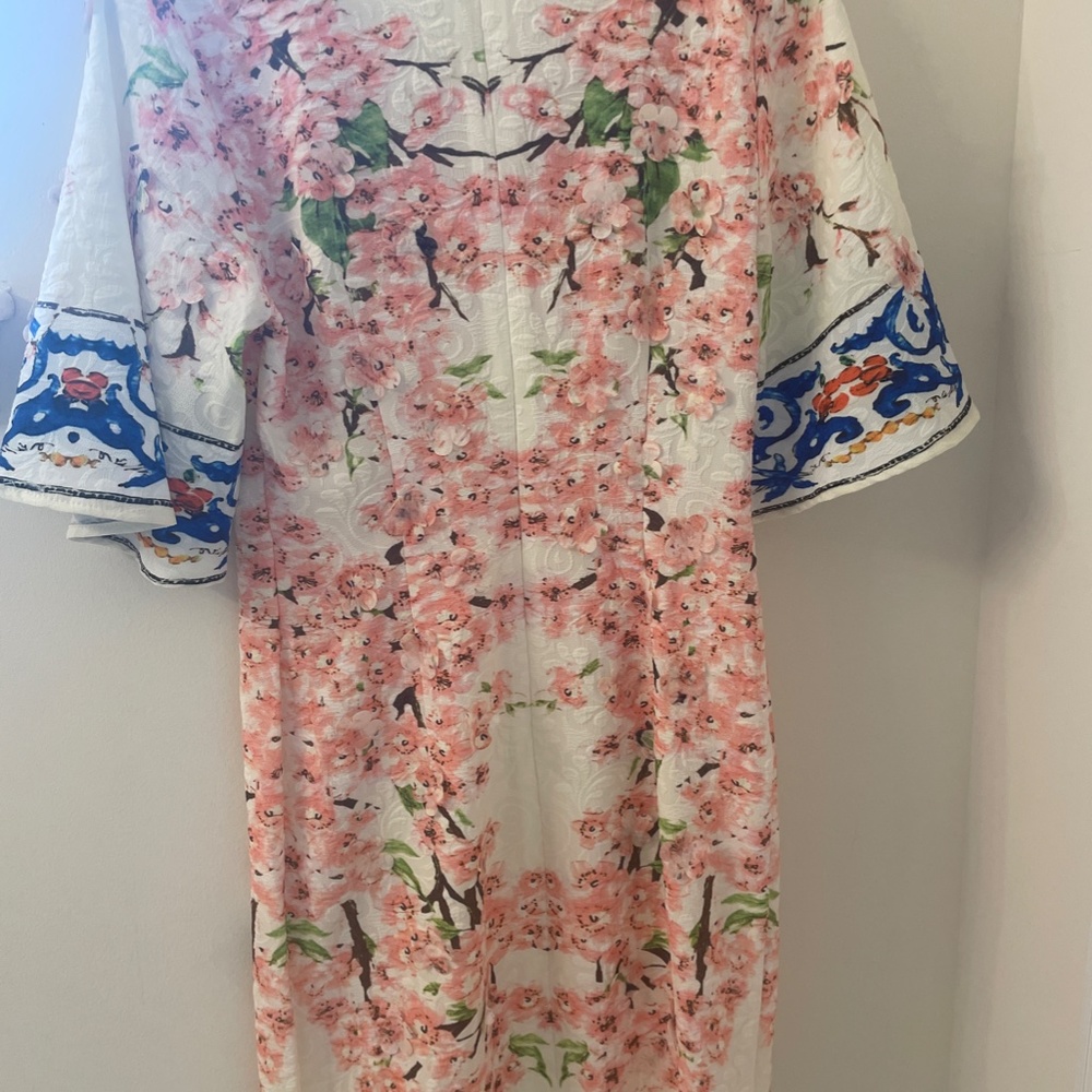 Unique garden party dress - Picture 3 of 5